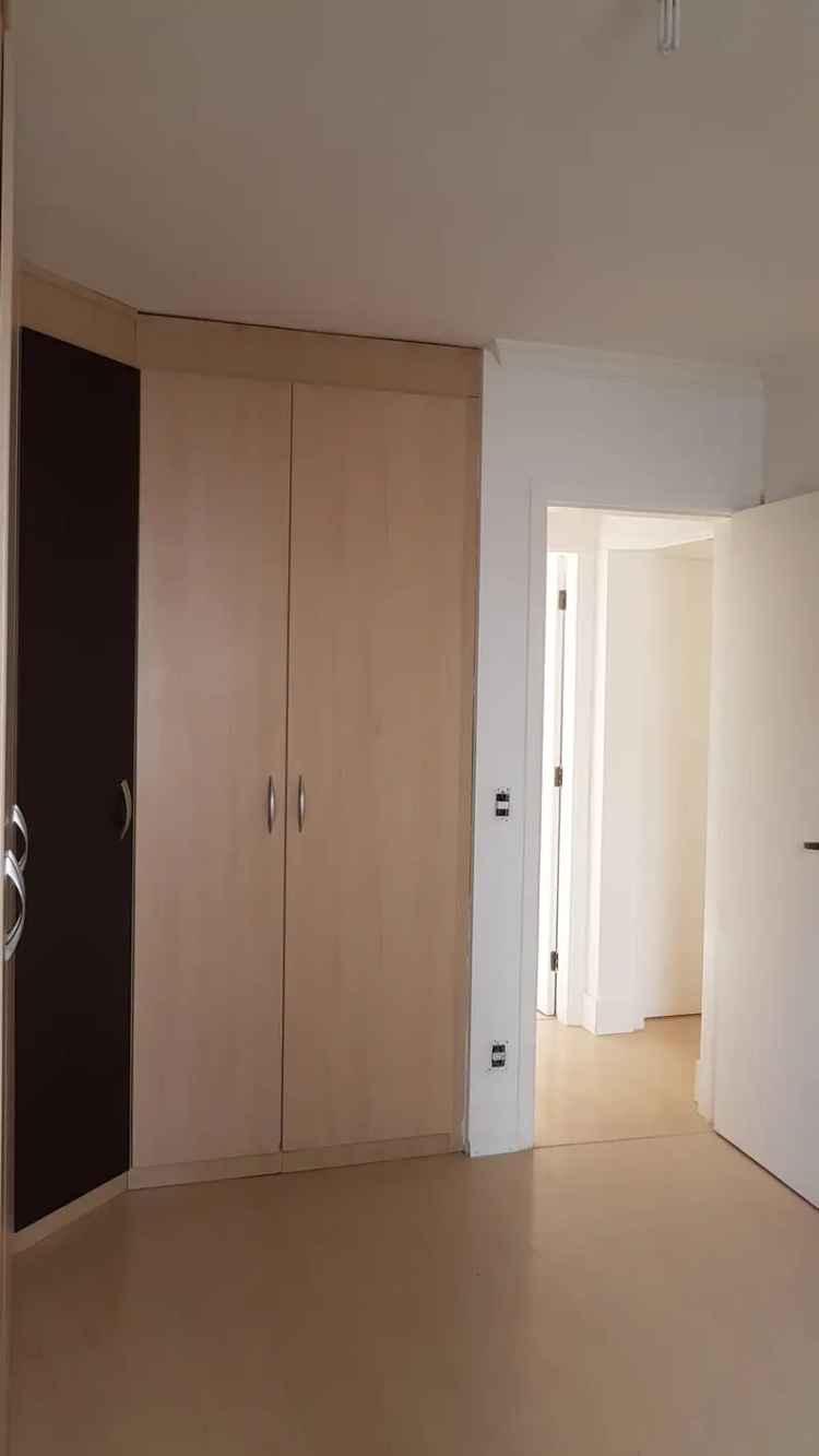 Apartamento Reformado em Condomínio com Piscina e Sauna