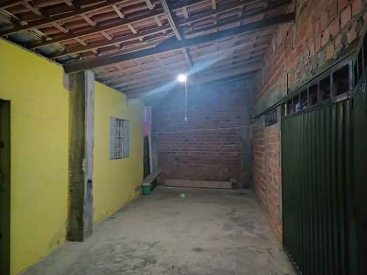 Casa com 3 Quartos 2 Salas Garagem para 2 Carros