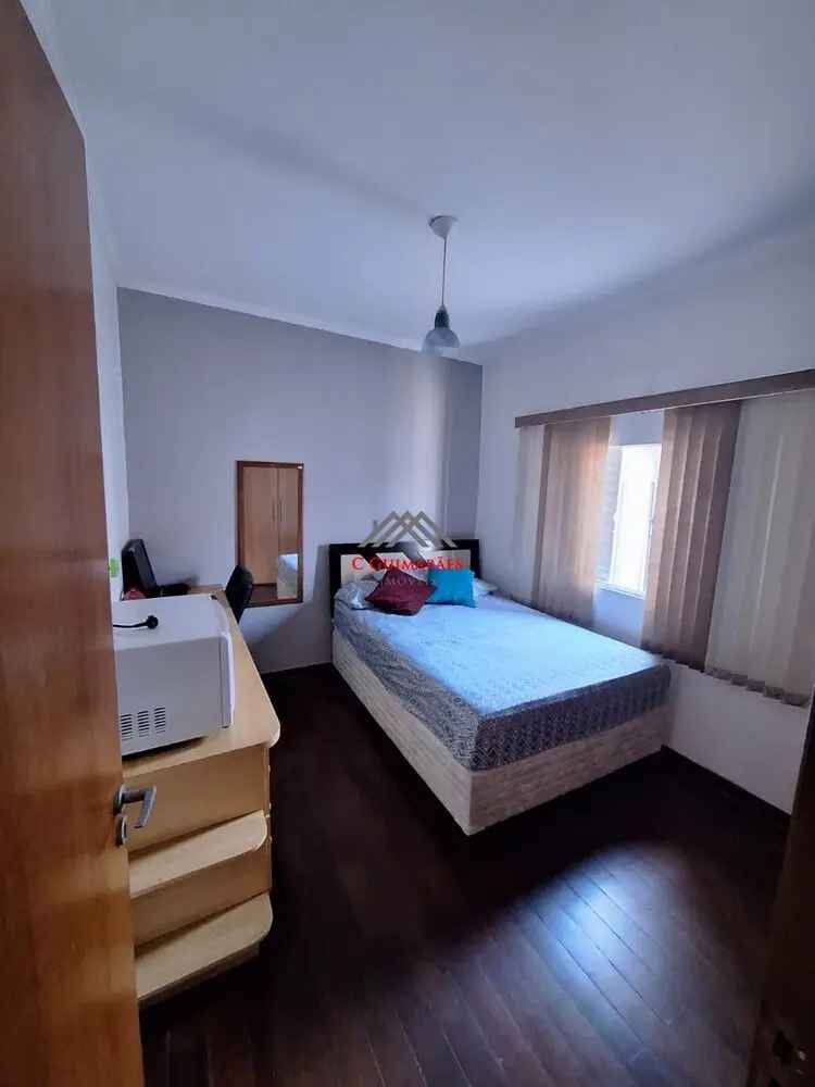 Casa à Venda com 3 Quartos em Campinas SP