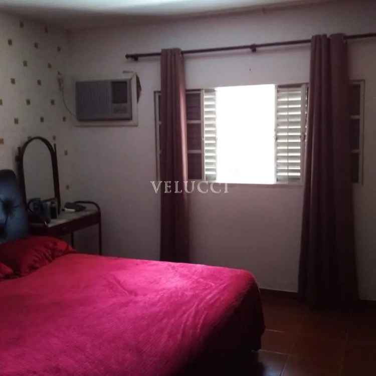 Casa com 2 Quartos e Salão 100m² em Campinas