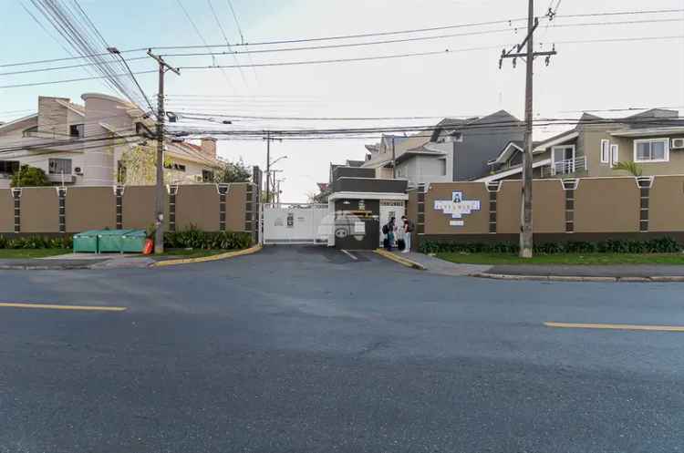 Sobrado Triplex Semi Mobiliado no Xaxim - Lareira Churrasqueira 2 Vagas