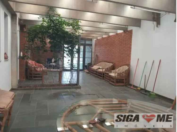 Casa para Aluguel 3 Quartos 268m2 Quintal Edícula 3 Vagas