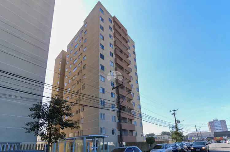 Apartamento 2 Dormitórios com Armários - Portaria - Elevador - Churrasqueira