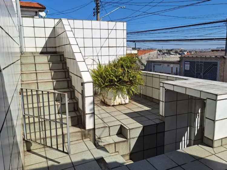 Casa à Venda em Cidade Líder 4 Quartos 210m²