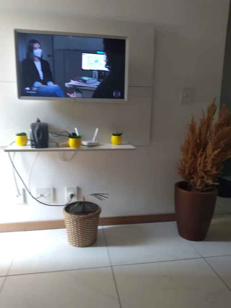 Apartamento em Maria Paula - Pr"}u00f3ximo a Mercado e Transporte P"}ublico