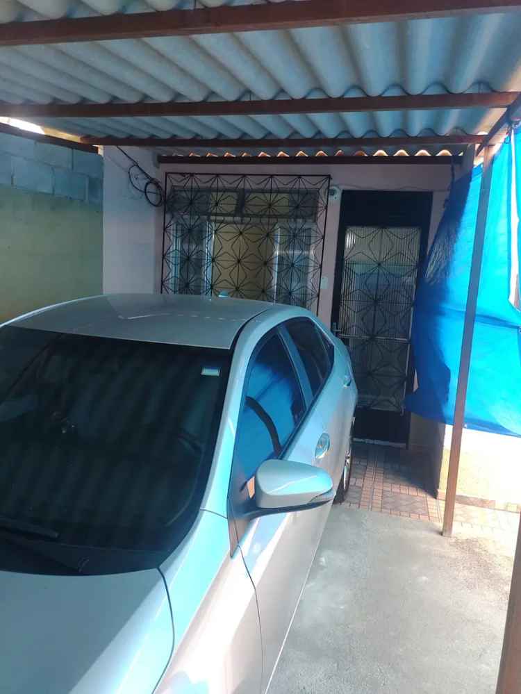 Duas Casas em Irajá - Oportunidade Imperdível