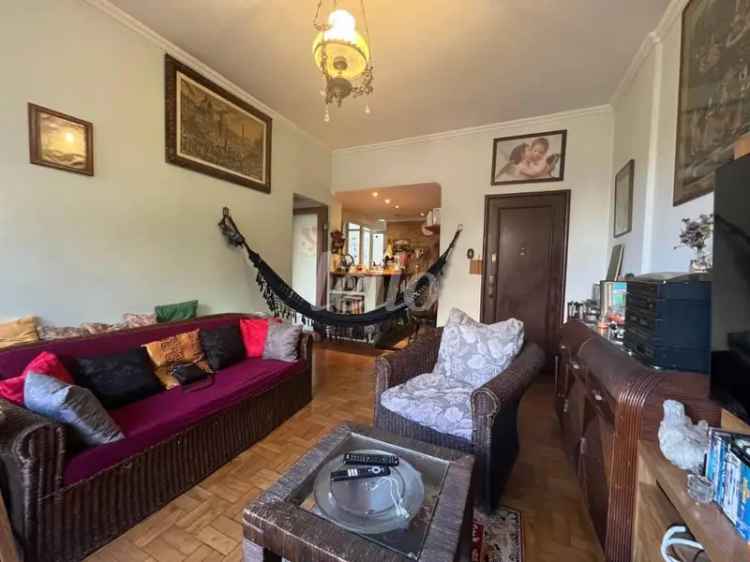 Apartamento 2 Quartos 76m² Reformado - Ótima Localização