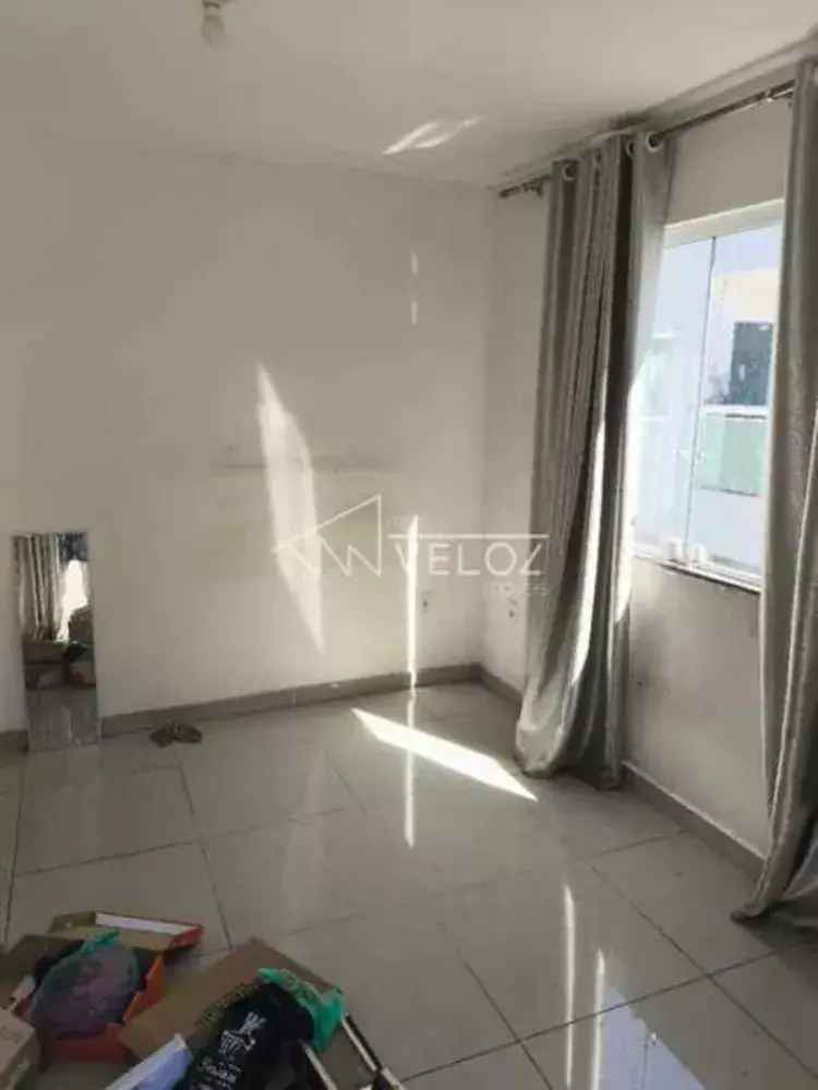 Casa 2 Quartos Realengo RJ - Churrasqueira - Financiável