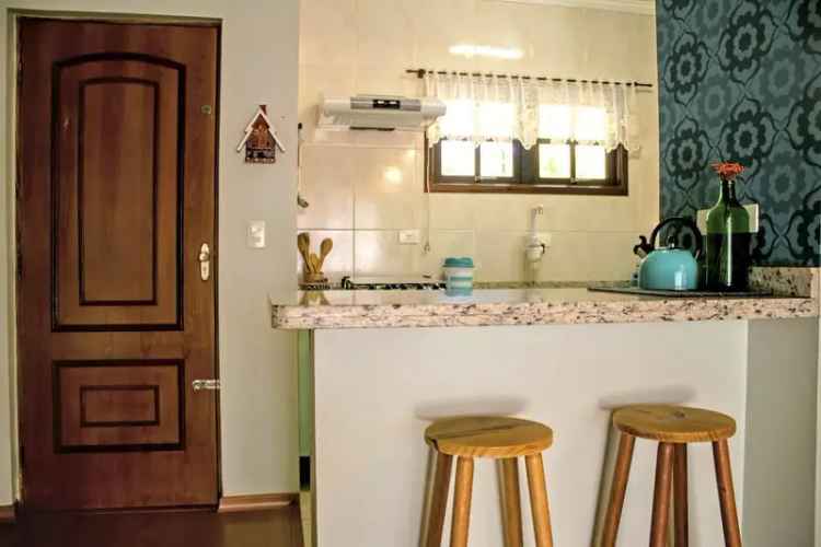 Apartamento Duplex Mobiliado em Campos do Jordão - Porteira Fechada