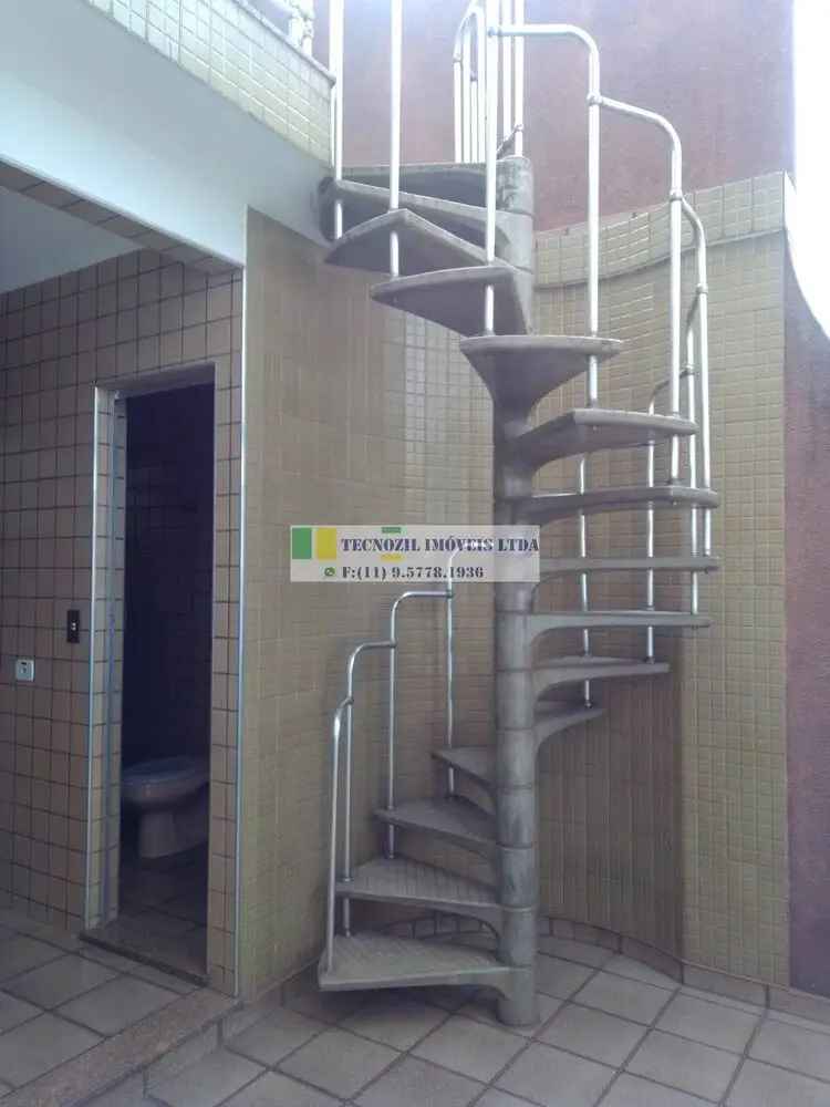 Sobrado 3 Quartos 250m² Vila Deodoro