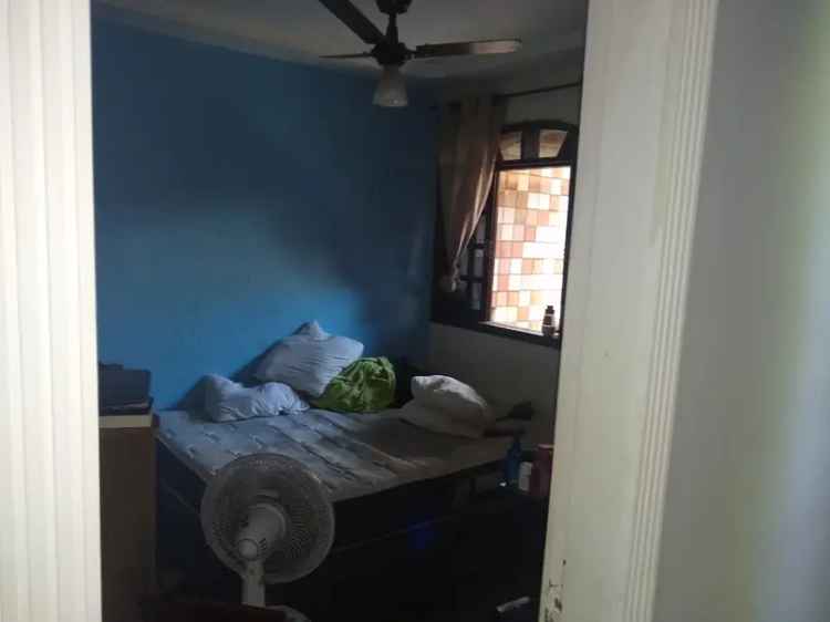 Casa em Realengo com 3 Quartos 1 Suíte - Garagem e Quintal