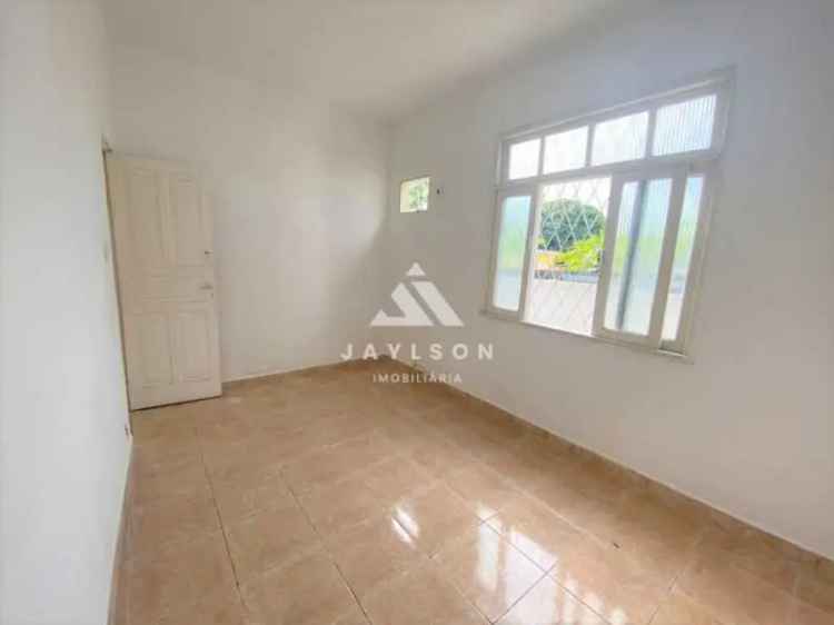 Casa 2 Quartos Irajá RJ - Ótimo Quintal - Próximo ao Metrô