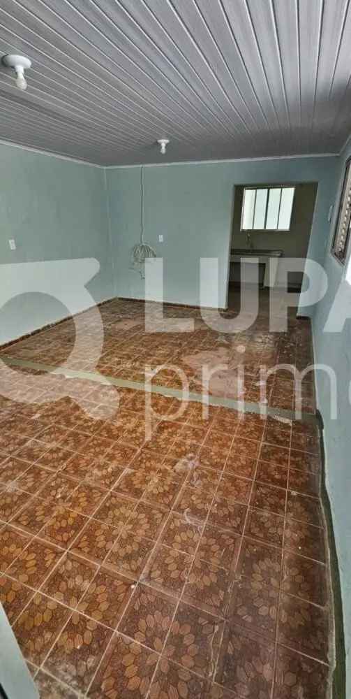 Casa para Locação Vila Maria 4 Quartos 80m²