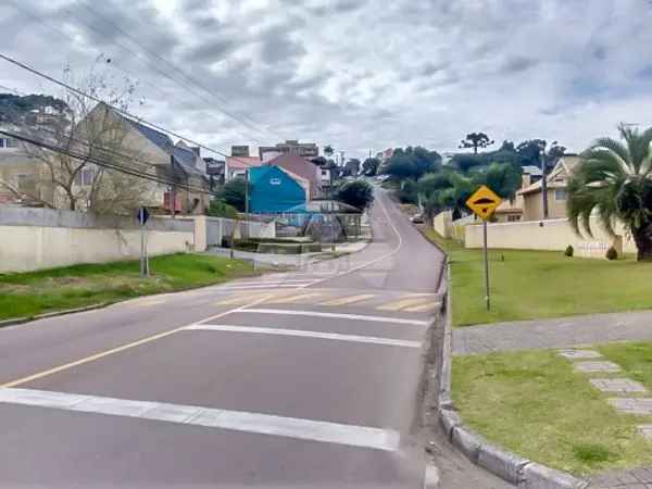 Sobrado com Churrasqueira, 3 Dormitorios e Atico