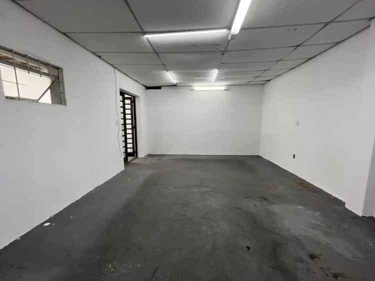 Casa para Aluguel no Ipiranga 3 Quartos 180m²