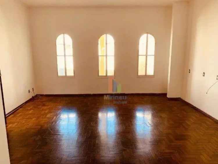Casa em Campinas com 2 Quartos, Piscina e Edícula