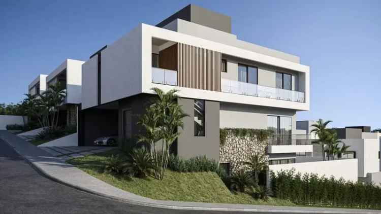 Casa em Condomínio 4 Quartos 292m² Curitiba