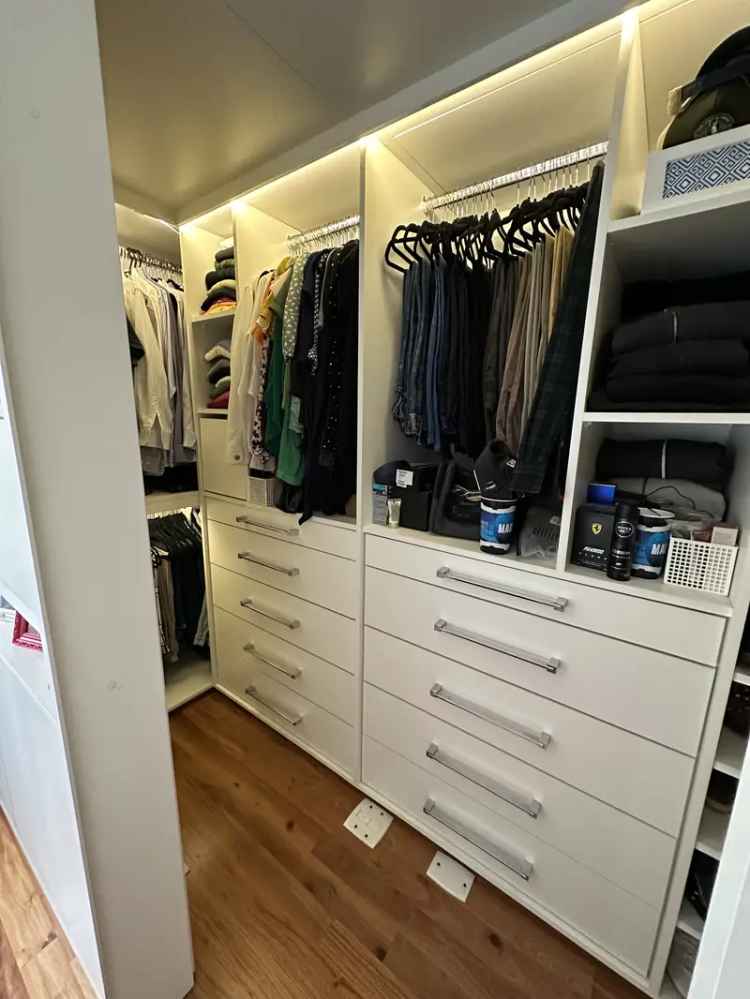 Apartamento Reformado com Armarios Embutidos