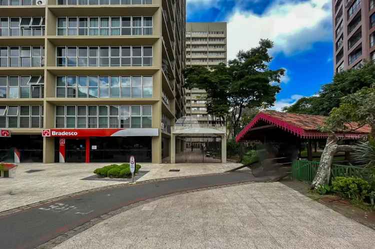 Apartamento Centro Civico - Amplo e Ensolarado