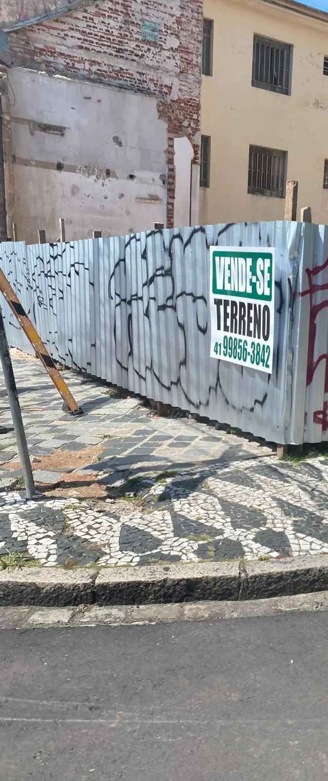 Esquina Comercial e Residencial de Alto Padrão - 2300m²