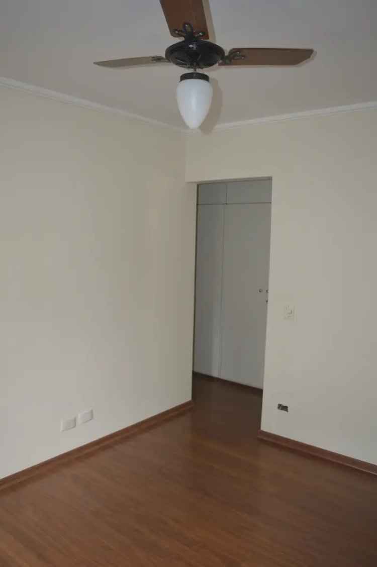 Imovel em Rua Tranquila Proximo a Shoppings e Escolas